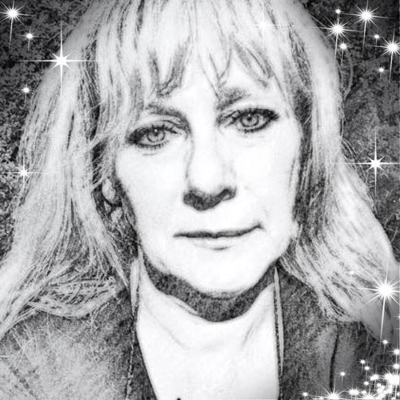 Meet your Posher, Karen - Picture 1 of 1